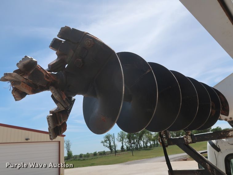 image for item DH0887 2008 Freightliner Business Class M2 digger derrick truck