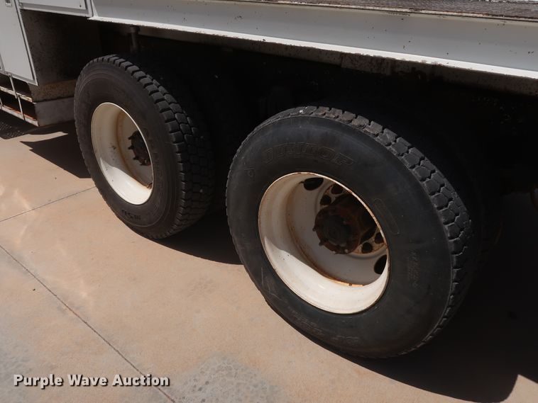 image for item DH0887 2008 Freightliner Business Class M2 digger derrick truck