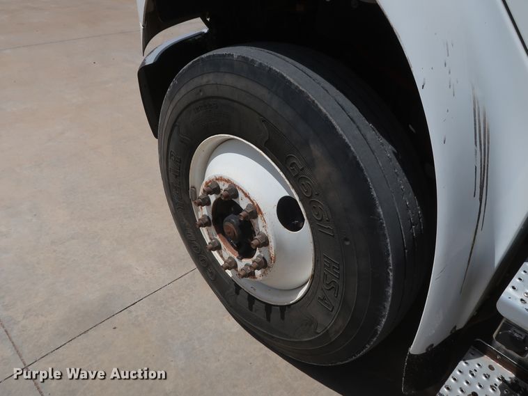 image for item DH0887 2008 Freightliner Business Class M2 digger derrick truck