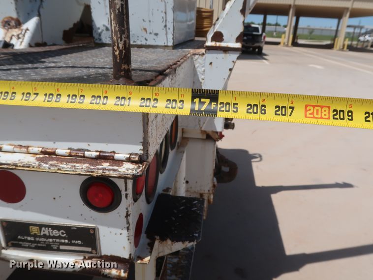 image for item DH0887 2008 Freightliner Business Class M2 digger derrick truck