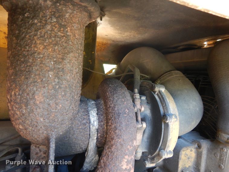image for item DH2477 1970 International 175B  track loader