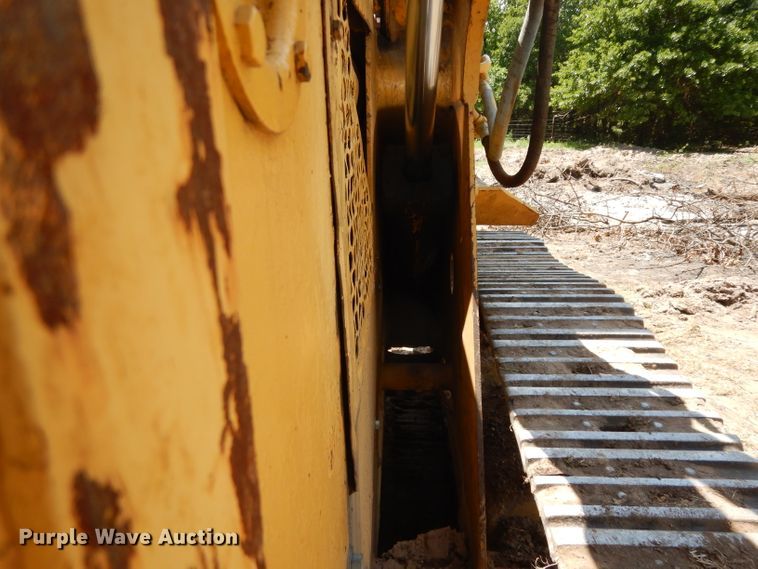image for item DH2477 1970 International 175B  track loader