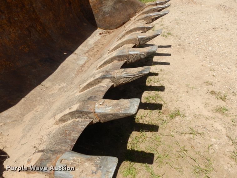 image for item DH2477 1970 International 175B  track loader