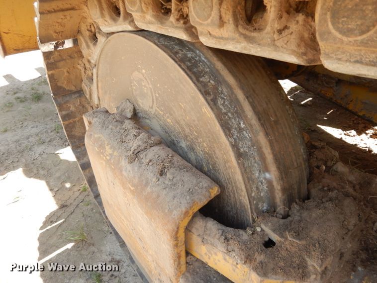 image for item DH2477 1970 International 175B  track loader