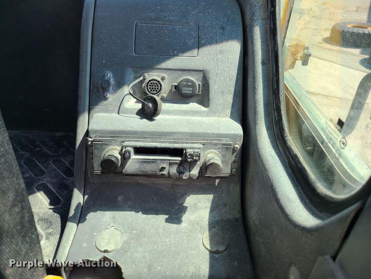 image for item DH5827 2004 Volvo EC360B LC excavator