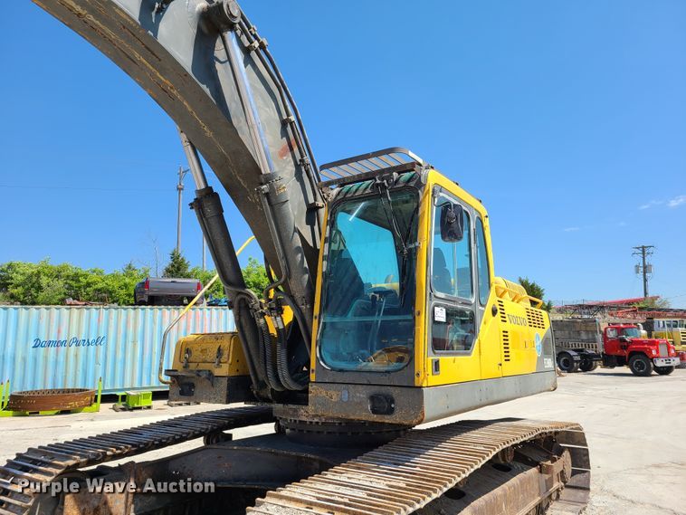 image for item DH5827 2004 Volvo EC360B LC excavator