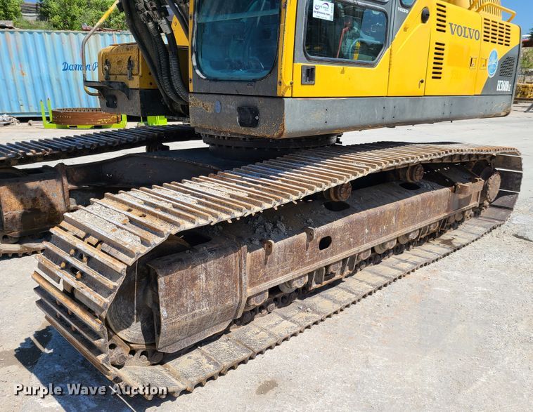image for item DH5827 2004 Volvo EC360B LC excavator