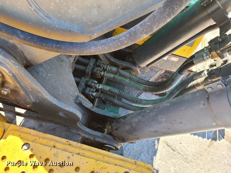 image for item DH5827 2004 Volvo EC360B LC excavator