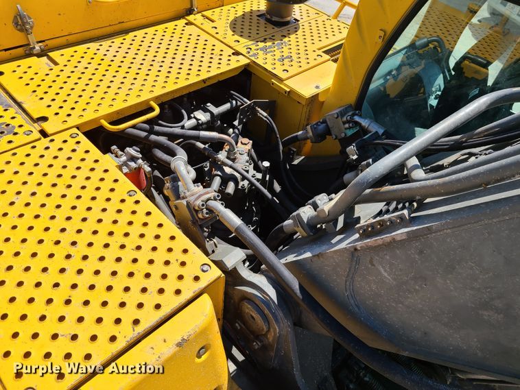 image for item DH5827 2004 Volvo EC360B LC excavator