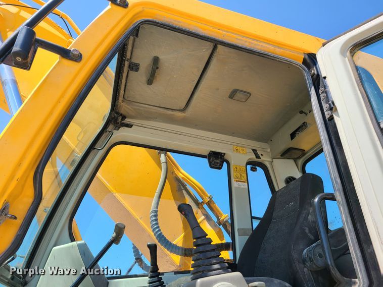 image for item DH5828 2004 Hyundai 290LC-7 excavator