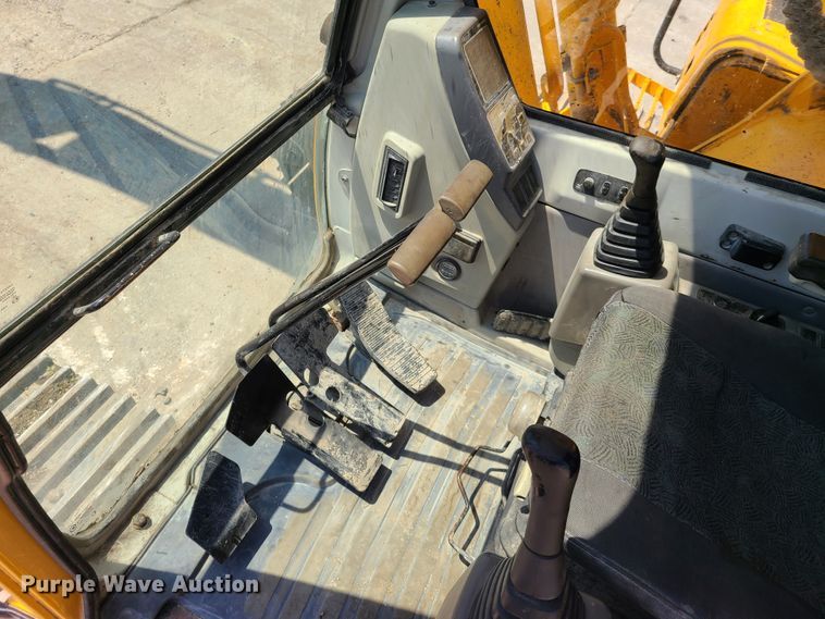 image for item DH5828 2004 Hyundai 290LC-7 excavator