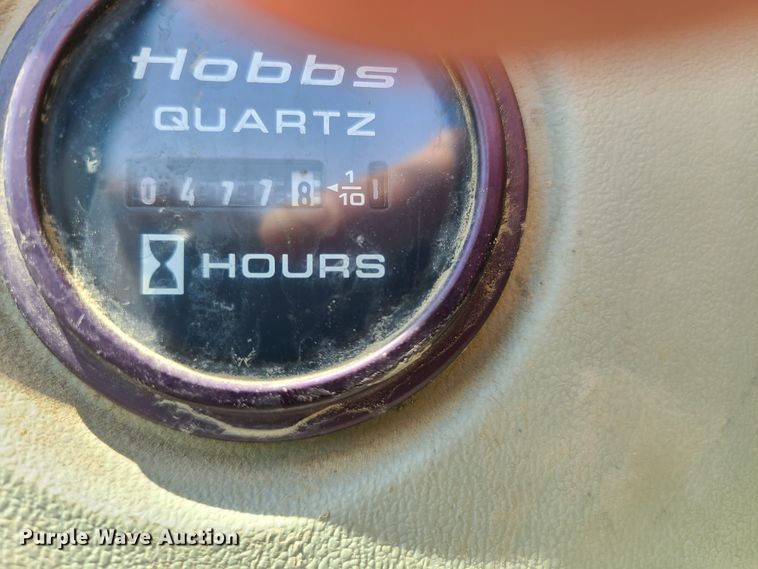 image for item DH5828 2004 Hyundai 290LC-7 excavator