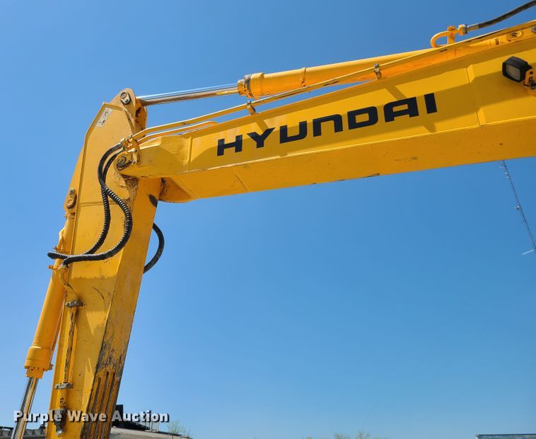 image for item DH5828 2004 Hyundai 290LC-7 excavator