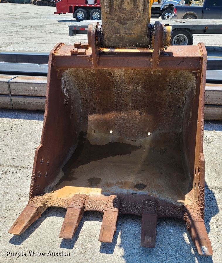 image for item DH5828 2004 Hyundai 290LC-7 excavator