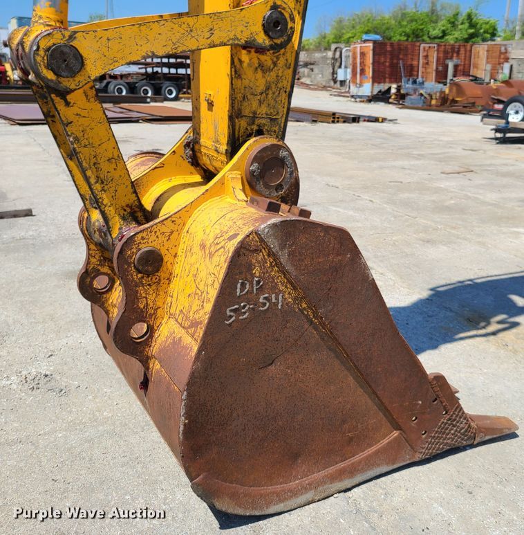 image for item DH5828 2004 Hyundai 290LC-7 excavator