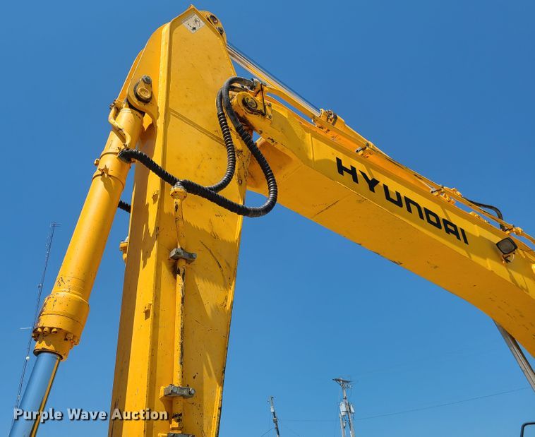 image for item DH5828 2004 Hyundai 290LC-7 excavator