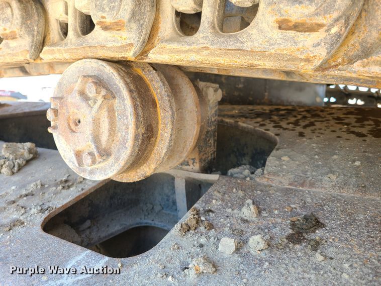 image for item DH5828 2004 Hyundai 290LC-7 excavator