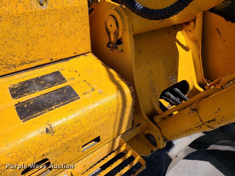 image for item DH5828 2004 Hyundai 290LC-7 excavator