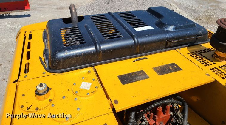 image for item DH5828 2004 Hyundai 290LC-7 excavator