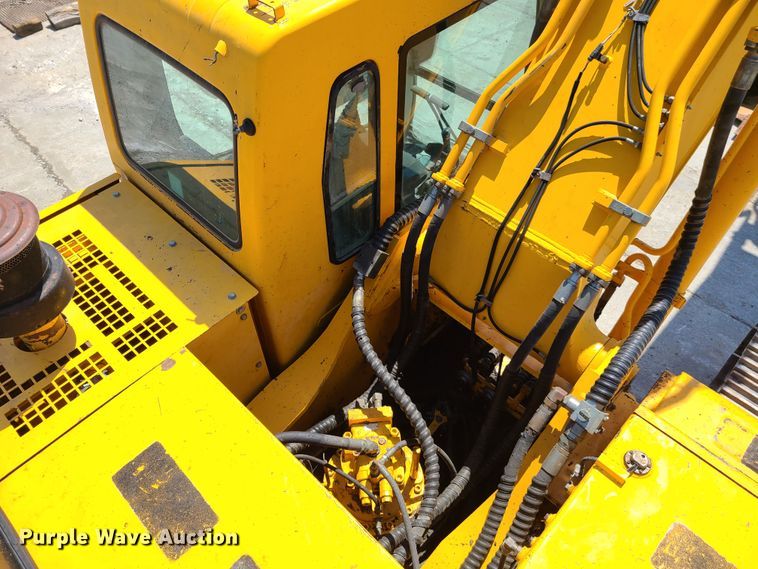 image for item DH5828 2004 Hyundai 290LC-7 excavator