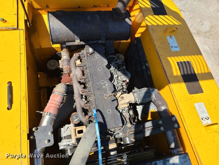 image for item DH5828 2004 Hyundai 290LC-7 excavator