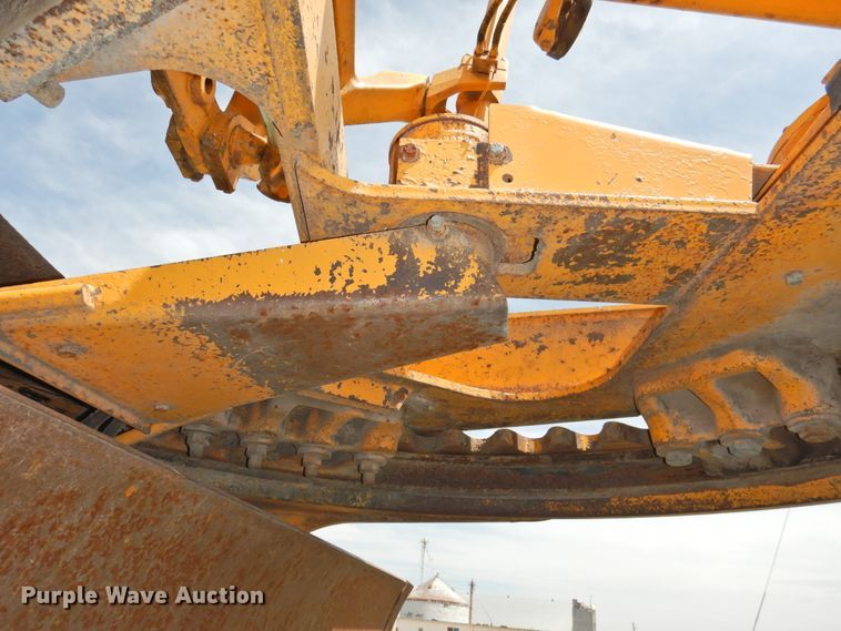 image for item DI0092 1981 John Deere 770A motor grader