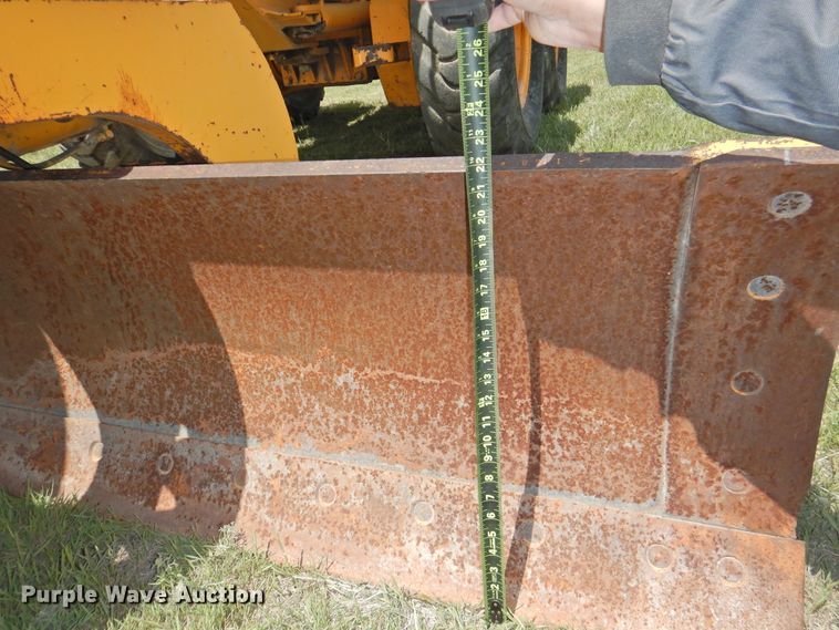 image for item DI0092 1981 John Deere 770A motor grader