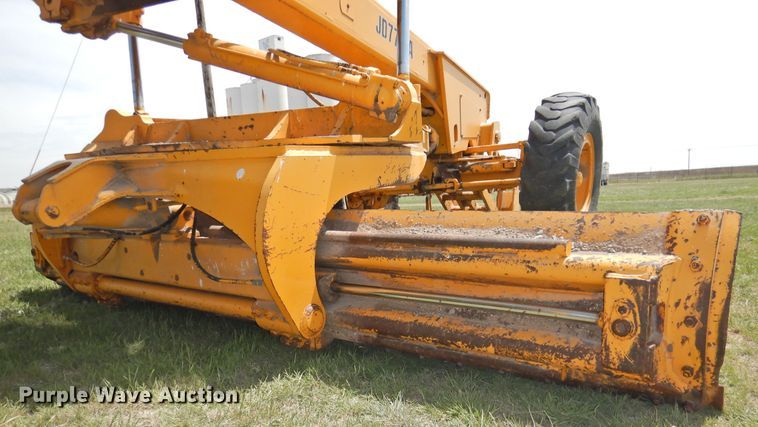 image for item DI0092 1981 John Deere 770A motor grader