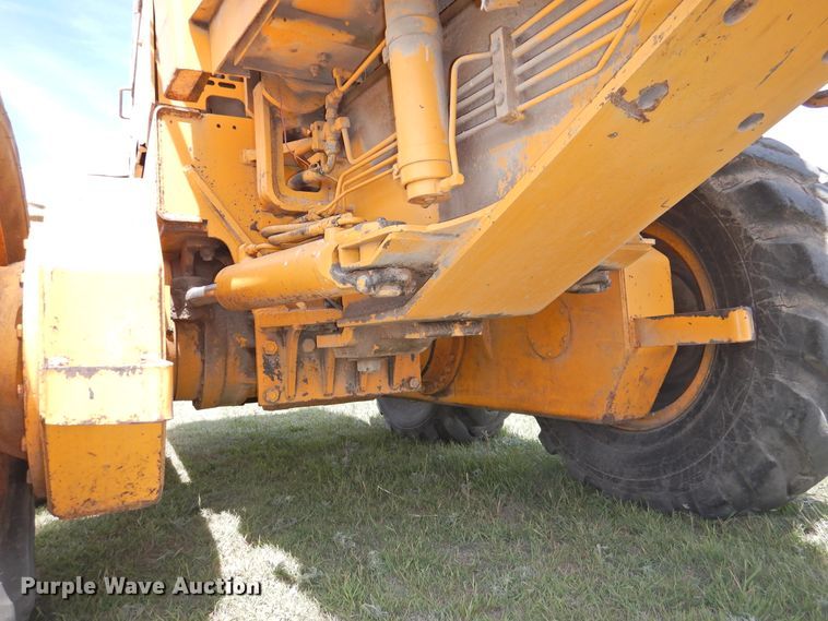 image for item DI0092 1981 John Deere 770A motor grader