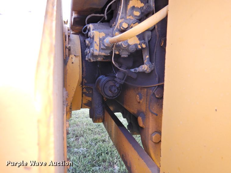 image for item DI0092 1981 John Deere 770A motor grader