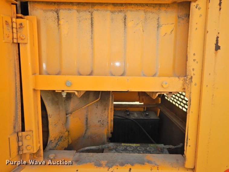 image for item DI0092 1981 John Deere 770A motor grader