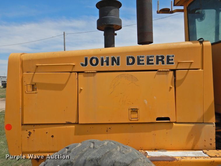 image for item DI0092 1981 John Deere 770A motor grader