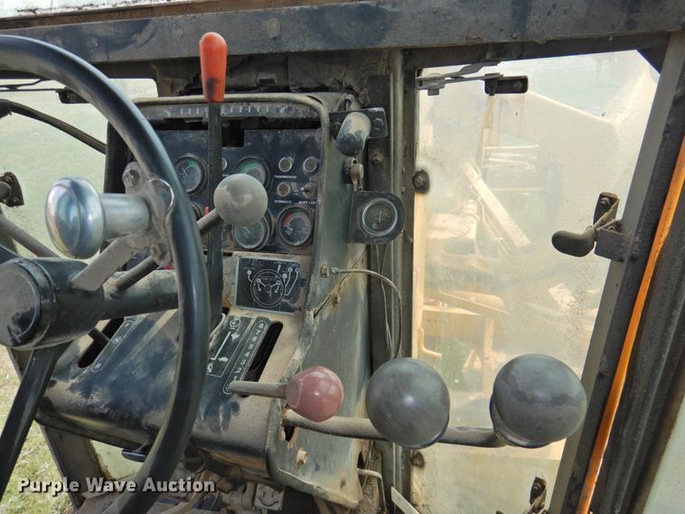 image for item DI0092 1981 John Deere 770A motor grader