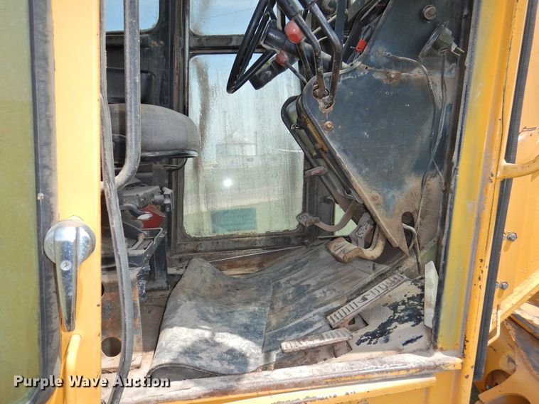 image for item DI0092 1981 John Deere 770A motor grader