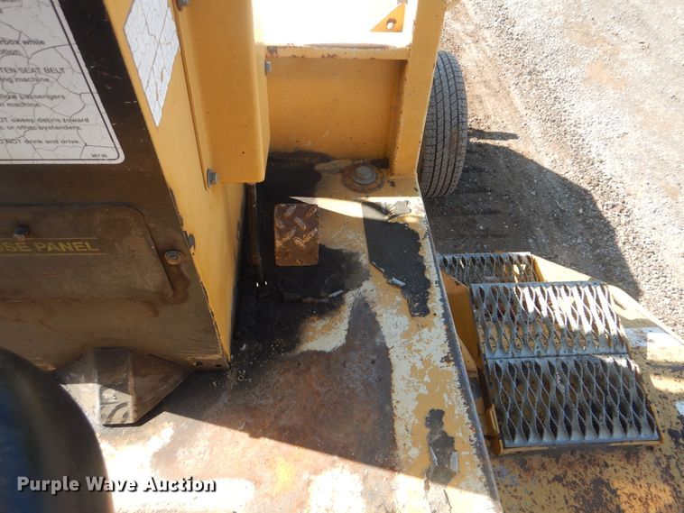 image for item DI2486 Rosco RB48 broom