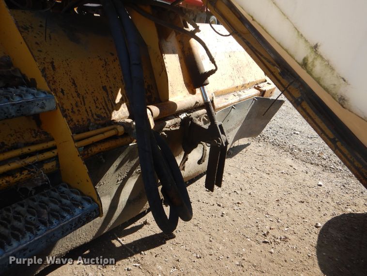 image for item DI2486 Rosco RB48 broom