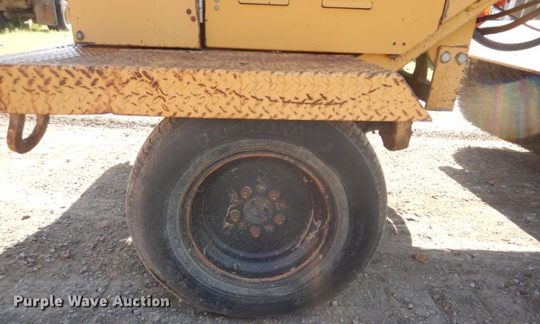 image for item DI2486 Rosco RB48 broom