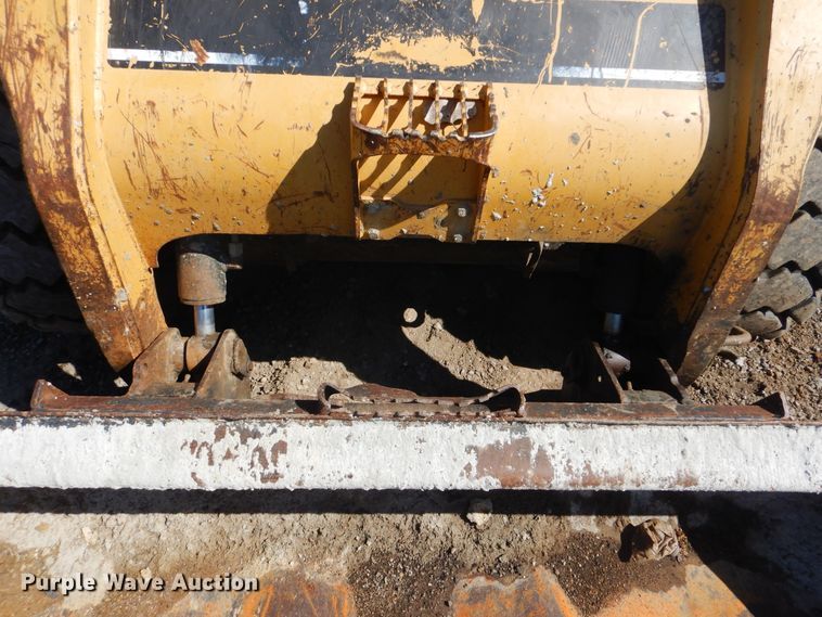 image for item DI2487 2005 Caterpillar 252B  skid steer loader