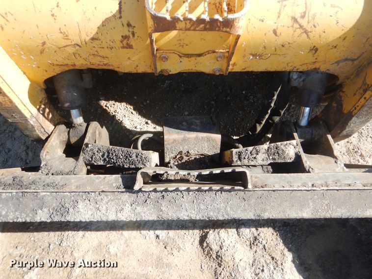 image for item DI2488 2002 Caterpillar 262  skid steer loader