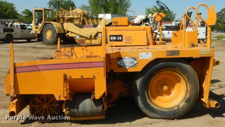 image for item DI2489 Blaw-Knox RW-8 road widener