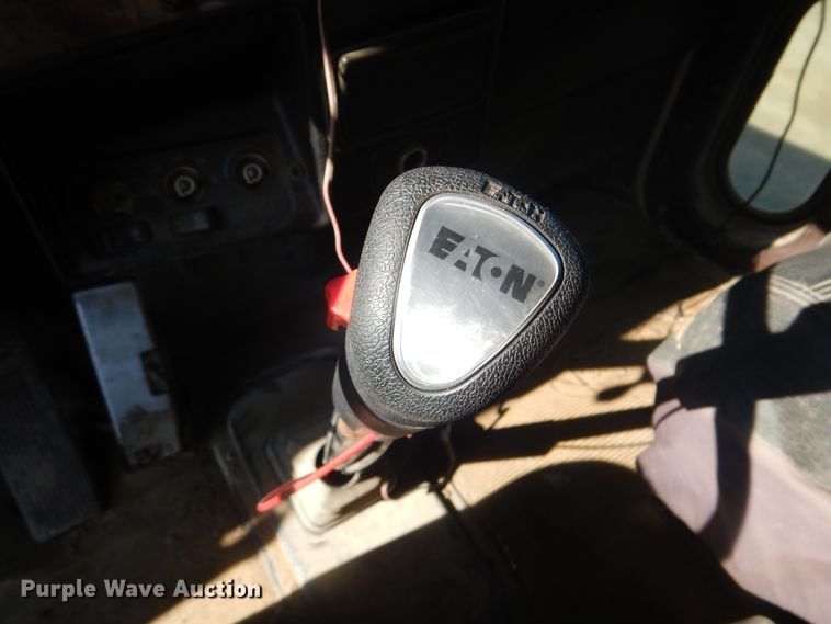 image for item DI2491 1997 Peterbilt 357 dump truck