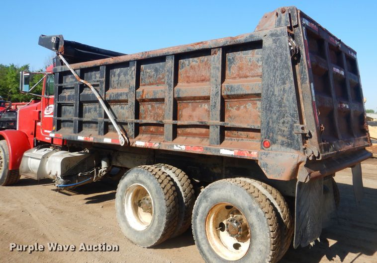 image for item DI2491 1997 Peterbilt 357 dump truck