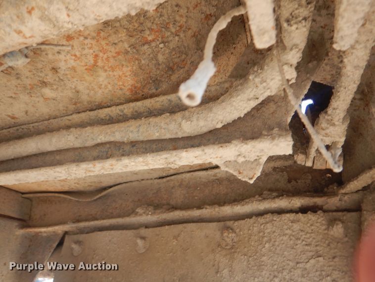 image for item DI2491 1997 Peterbilt 357 dump truck