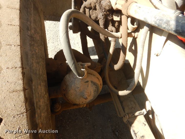 image for item DI2491 1997 Peterbilt 357 dump truck