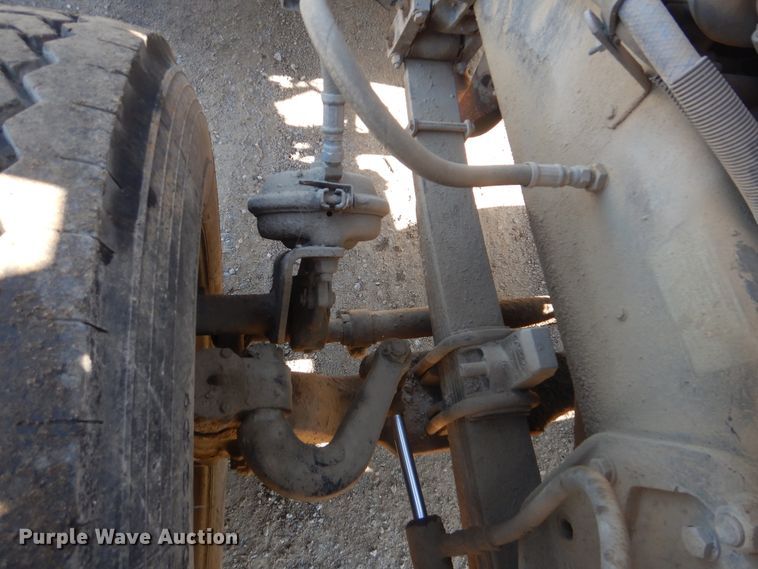 image for item DI2491 1997 Peterbilt 357 dump truck