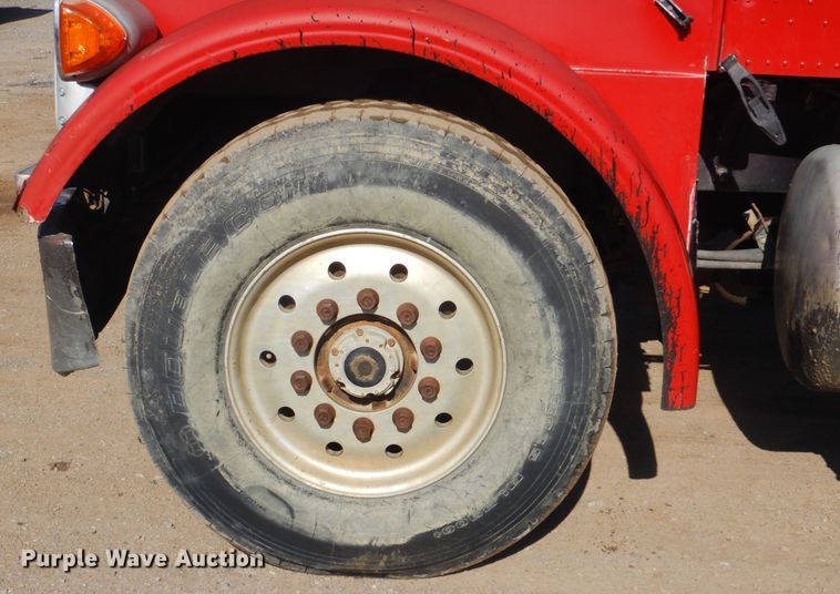 image for item DI2491 1997 Peterbilt 357 dump truck