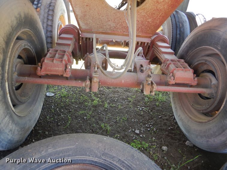 image for item DI2492 1999 Steco end dump trailer