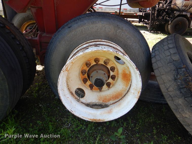 image for item DI2492 1999 Steco end dump trailer