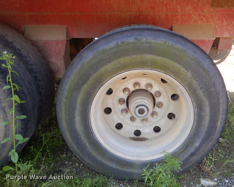 image for item DI2495 1998 Travis S-96 end dump trailer