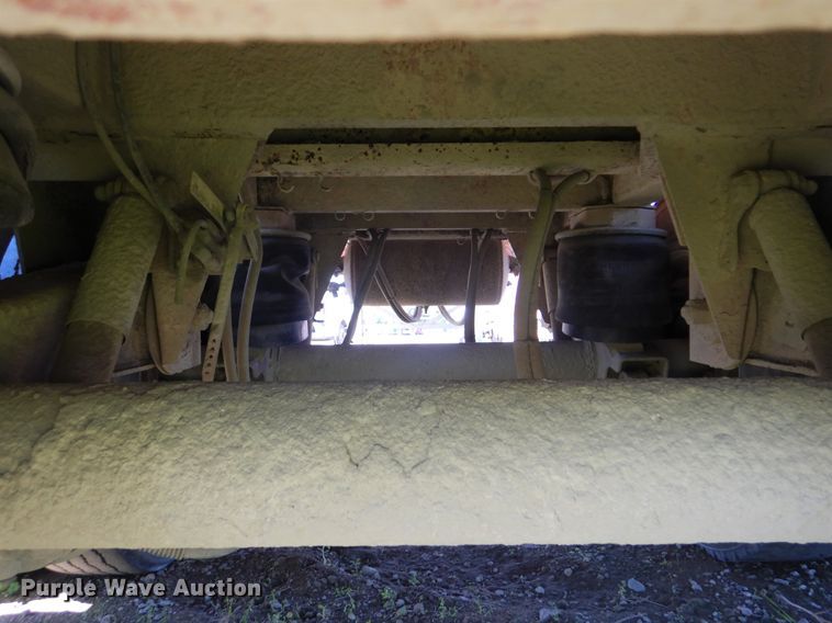 image for item DI2495 1998 Travis S-96 end dump trailer